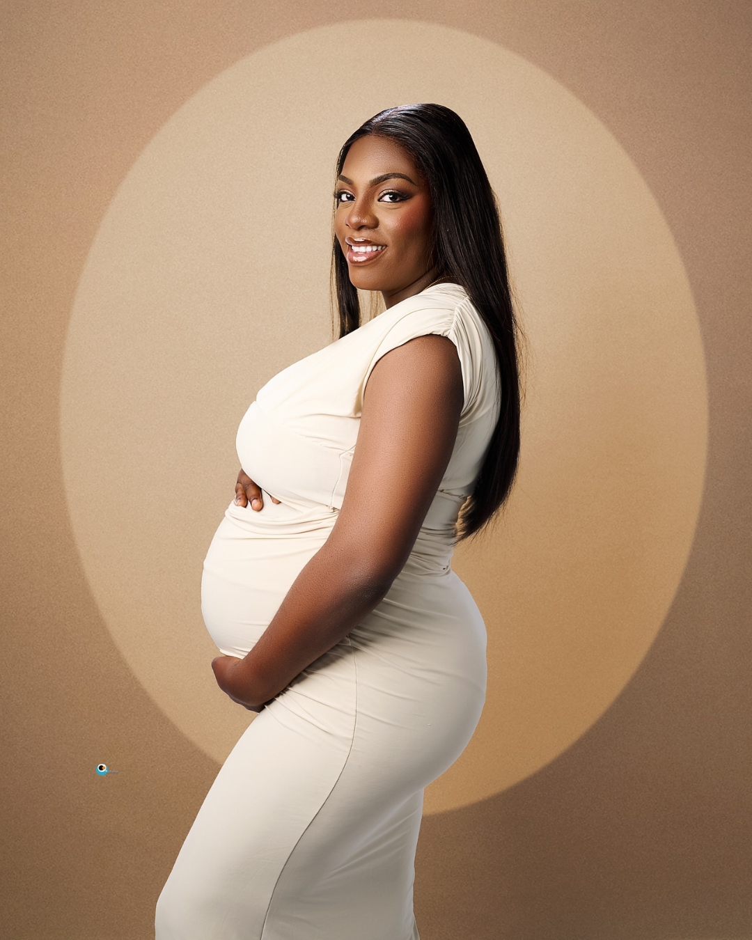 maternity shoot mobile